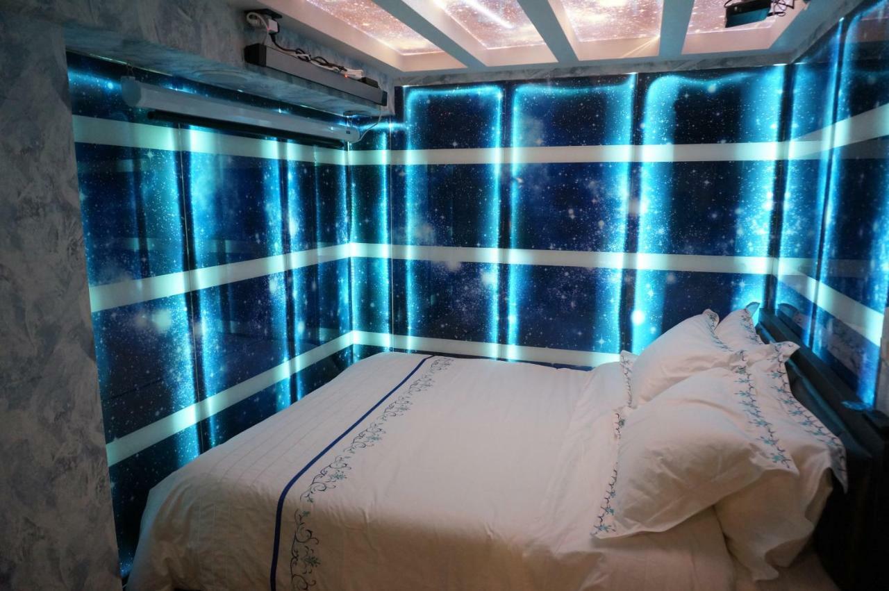 Star City Hotel Хонконг Екстериор снимка