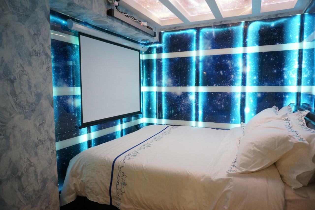 Star City Hotel Хонконг Екстериор снимка
