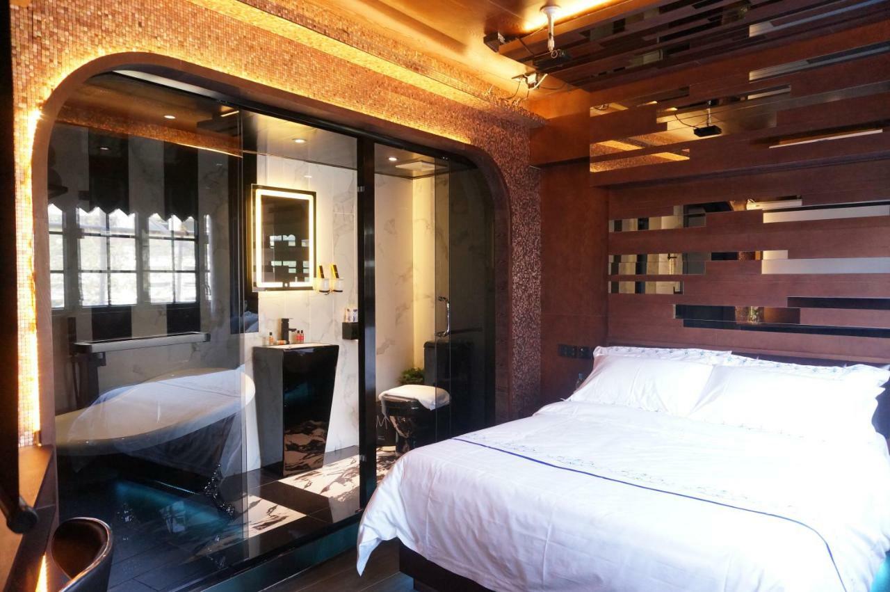 Star City Hotel Хонконг Екстериор снимка